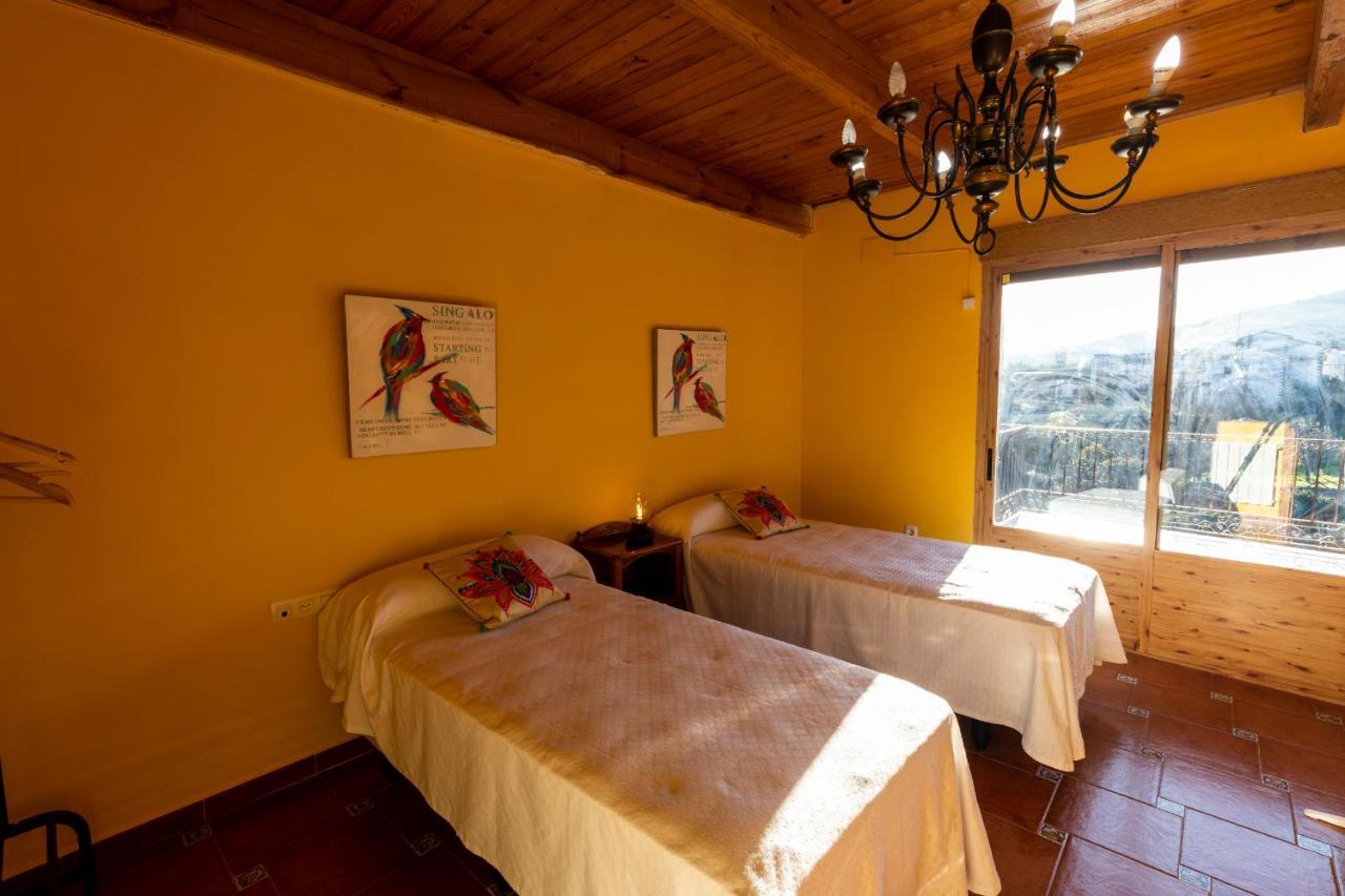 Casa Rural El Abeto Torre de Don Miguel Eksteriør bilde